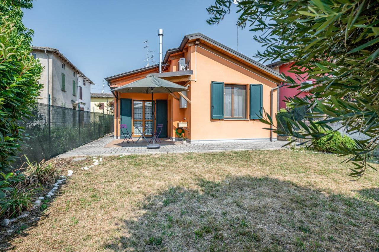 Casenuove Viletta Indipendente A 10 Min Da Parma Case Nuove  Exterior foto